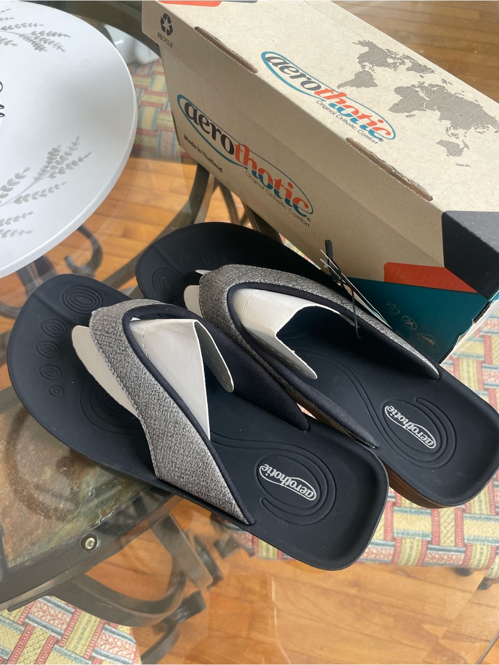 AeroThotic Women’s Black & Gray Comfort Thong Sandals